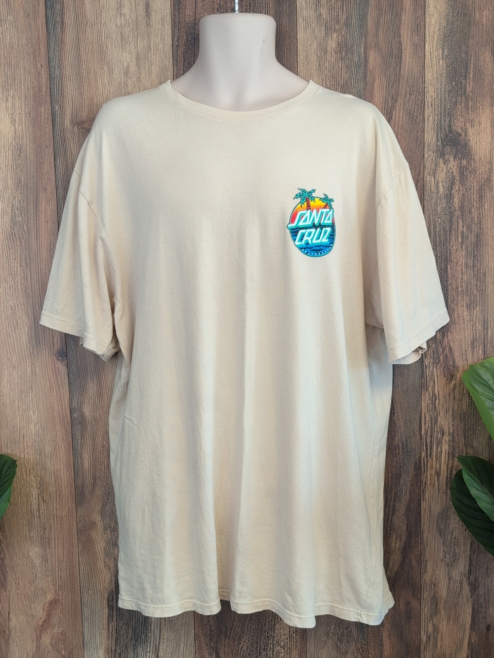 Santa Cruz Skateboards Cream Cotton Short-Sleeve Tee with Tropical Logo XL Q301